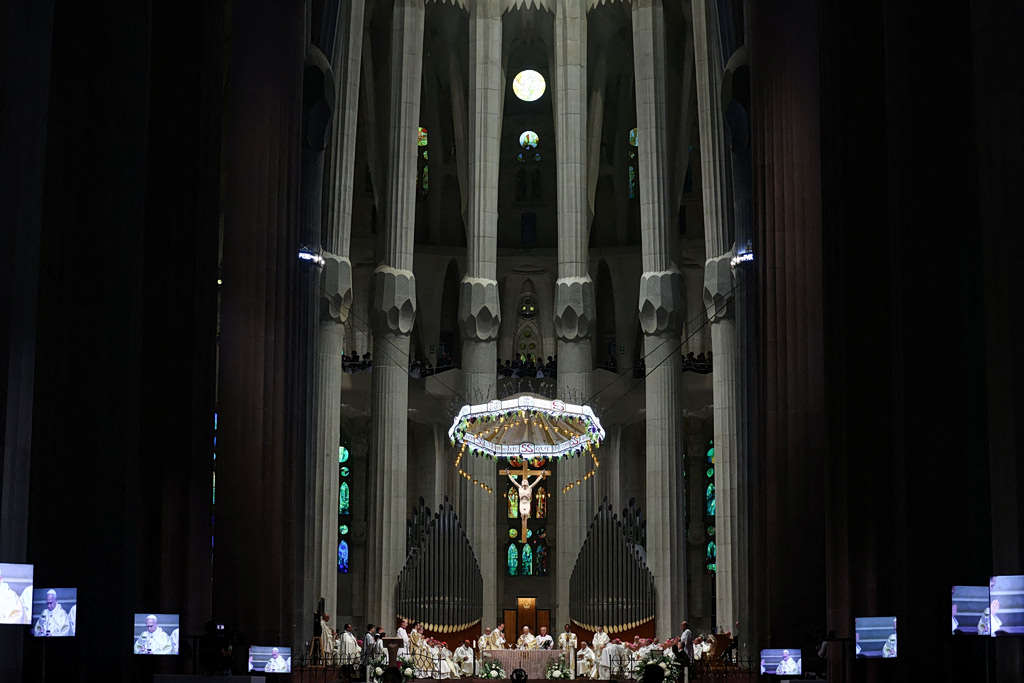 Pope Leo: Historic moments at the iconic Sagrada Familia - See images