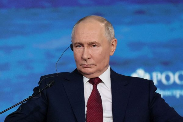 Putin: There will be no meeting with Zelensky - "Agreements, not four-fours, priority"