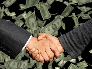 Zodiac signs making easy money this summer. Opportunities and unexpected gains arise
