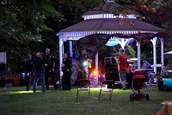 Gunmen open fire at festival in Ohio - 12 injured