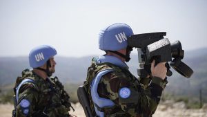 A Serbian blue helmet is killed and two Spaniards are injured by mortar fire in Lebanon