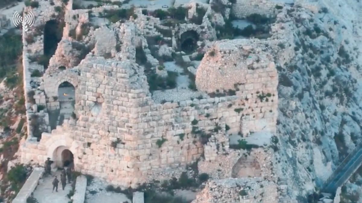 Israel expands its offensive in Lebanon and takes over the Crusader castle of Beaufort: a military and symbolic coup