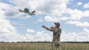 Ukraine launches a 'logistical blockade' against the Russian army: new medium-range drones hit 300 kilometers from the front and have quadrupled the destruction of Russian warehouses and supply routes