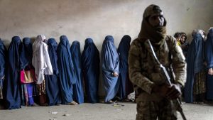 Nasira, 19, leads 450 women weaving carpets in Afghanistan after the Taliban's ban on studying: "The business license is in my name"