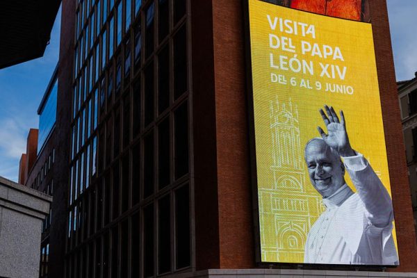 The Pope expands his agenda in Spain at the last minute and will meet with victims of Church abuse
