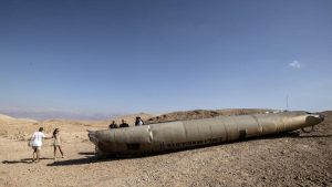 The US claims to have intercepted Iranian missiles and drones and responds with an attack on a strategic island