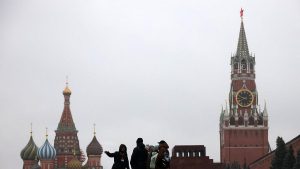 Moscow returns to cash and paper maps with internet blackouts ordered by the Russian secret services: "We live as if we were in the Stone Age"