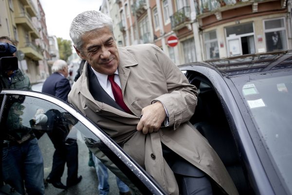 Sócrates did not sue the State for money and “lost 300 thousand euros” per year. And Ventura is an “outlaw”